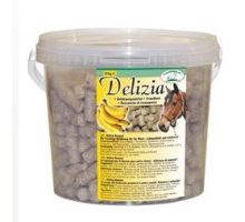Pochoutka pro koně DELIZIA banán 3kg kbelík